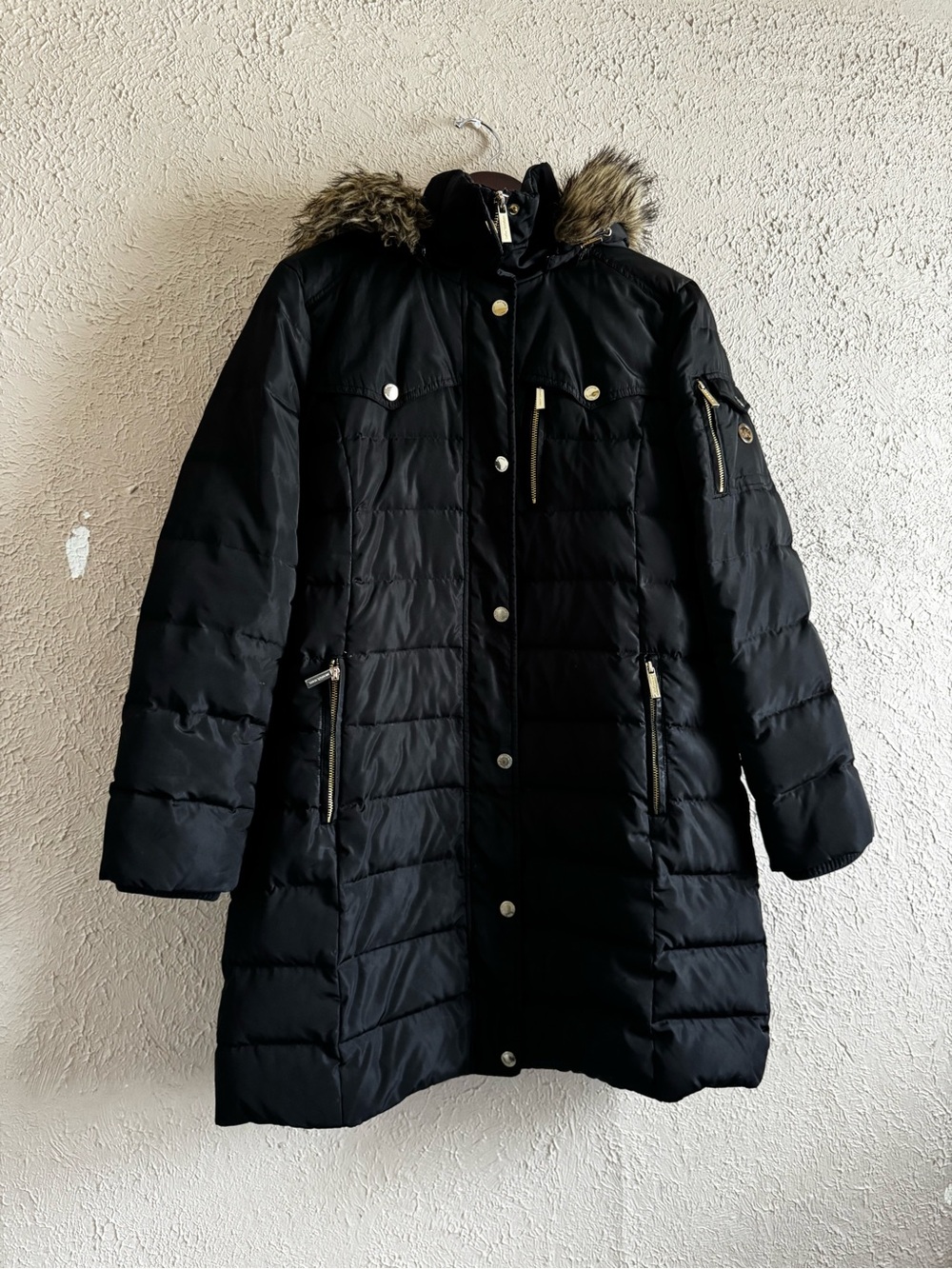 Michael Kors Black Quilted Long Puffer Coat with Faux Fur Trim